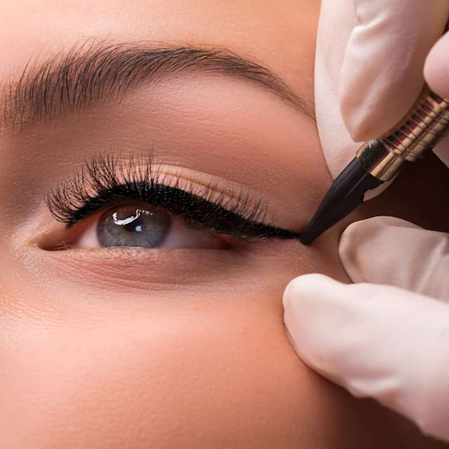 Thick eye liner 