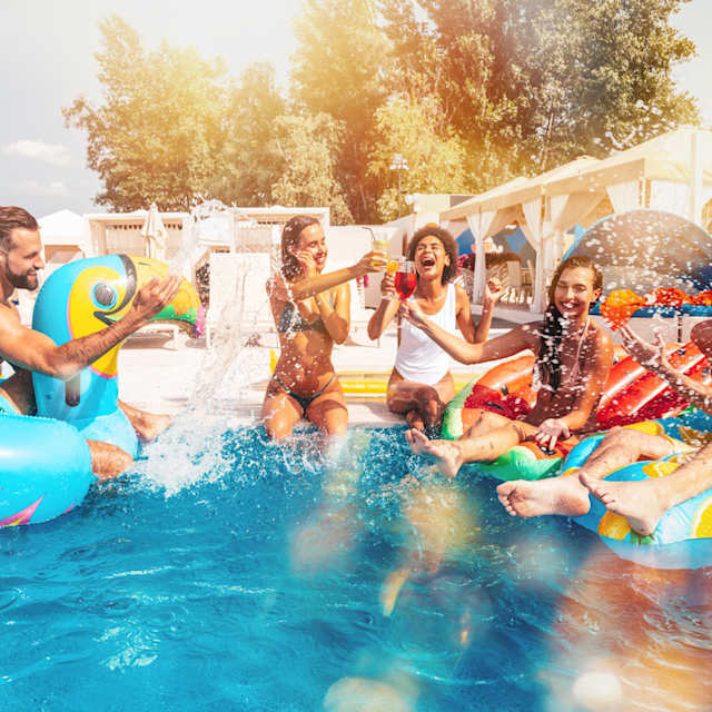 Pool Party 