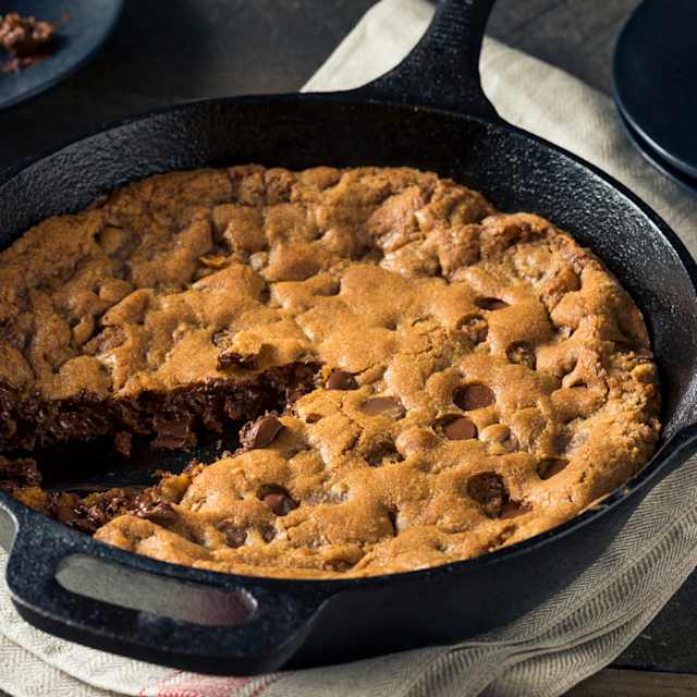 Skillet Cookie 