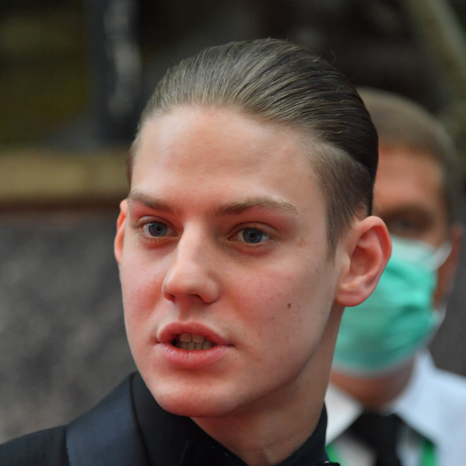 Pavel Derevyanko V Besprincipnyh Postelnye Sceny Ekspress Gazeta