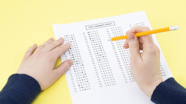We all get smarter the older we get...or do we? Take this quiz to see how you would fare if you turned back the clock and had to pass a middle school social studies test.  Will you get your A? 