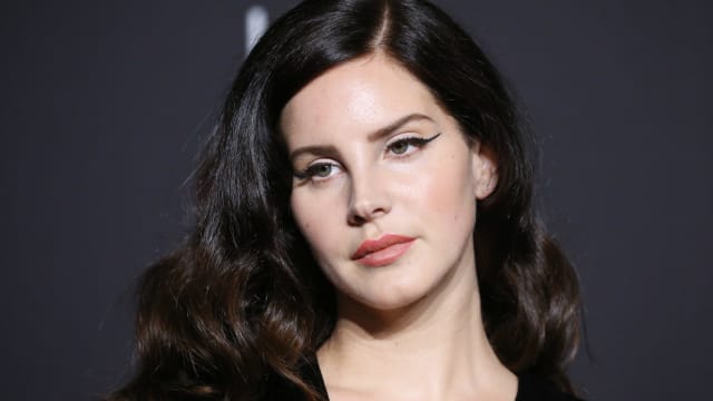 In honor of Lana Del Rey's birthday, it’s time to find out if you can finish some of her Lyrics. Ready for the ( video ) game ?