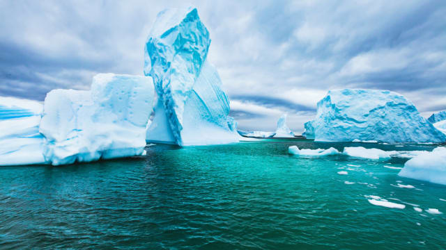 Antarctica is super mysterious, for one it's one of the coldest, driest places on Earth. With hidden lakes and deep trenches, there's still so much more to discover! See if you can unlock these Antarctic mysteries! 
