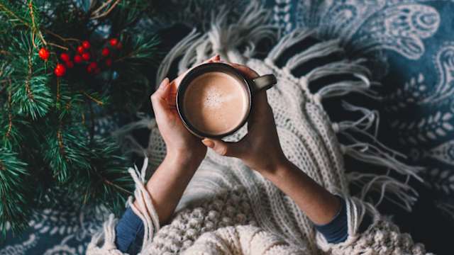 Looking to add uber-cozy to your life this year? We can certainly relate to this. This is why we are embracing the hygge lifestyle.  