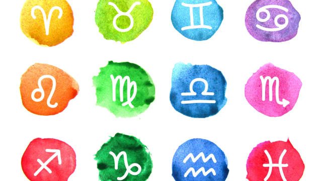 Whether you're a taurus, aeries, gemini, virgo, scorpio, libra or any other zodiac sign... We're (pretty) sure we can guess your favorite color!  