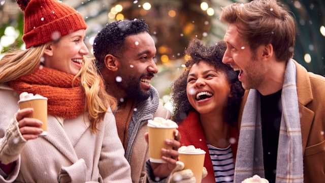 Are you jolly like Chistmas, spooky like Halloween or generous like Thanksgiving? Let's see which holiday best matches your personality? 
