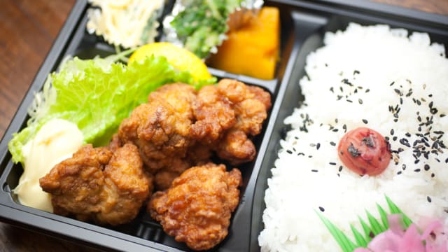 Some of the best food you can buy is located on the shelves of Japanese convenience stores... It's true!  