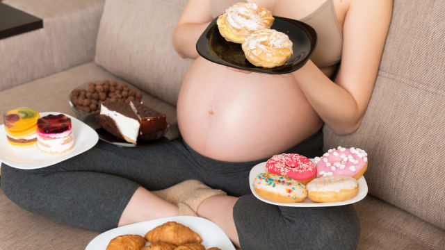 These pregnancy food combinations can get seriously weird. Which ones would you actually eat? 
