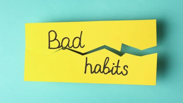 It's time to kick those bad habits to the curb. 