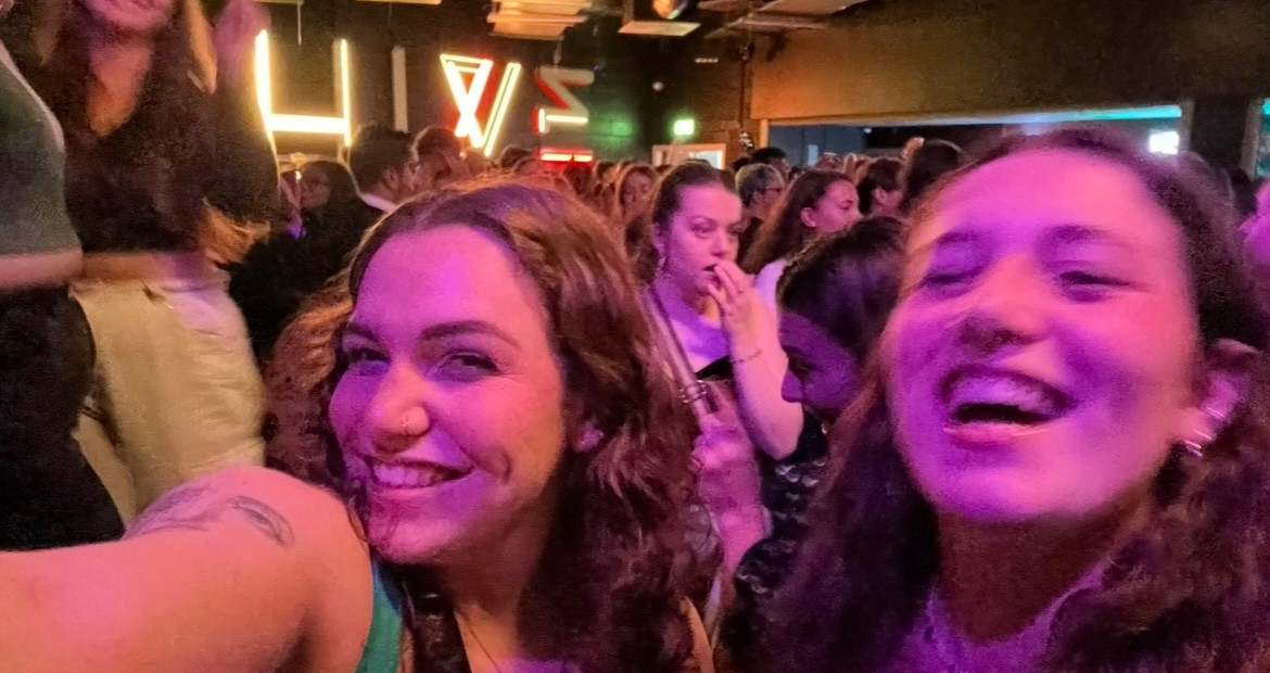 Voyaga etgan ayollar bilan porno