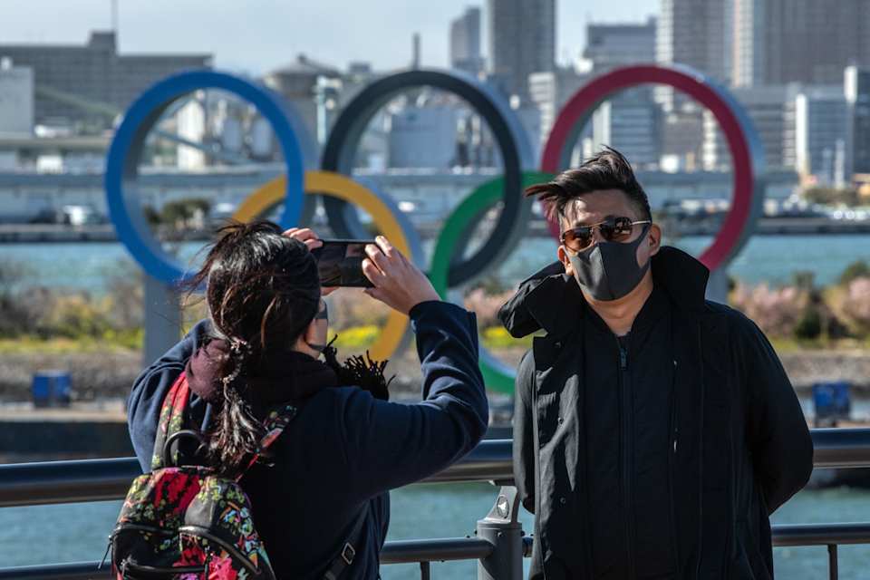 En este año que comenzamos, hablar de fechas seguras es una quimera. Aún así los eventos que se suspendieron en 2020 por la pandemia han ido fijando con tiempo y muchas medidas de seguridad las nuevas citas. Es el caso de una de las más importantes que nos encontraremos este 2021, los Juegos Olímpicos de Tokio, que finalmente se celebrarán del 23 de julio al 8 de agosto de 2021, exactamente un año después de las fechas previstas para 2020. Los Juegos Paralímpicos, por su parte se celebrarán del 24 de agosto al 5 de septiembre de 2021 y