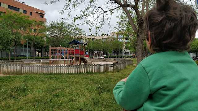 Els parcs i jardins de Catalunya tancaran a partir de les 20h durant els pròxims quinze dies. És una altra de les mesures ordenades pel govern per evitar concentracions de persones i reduir la transmissió.