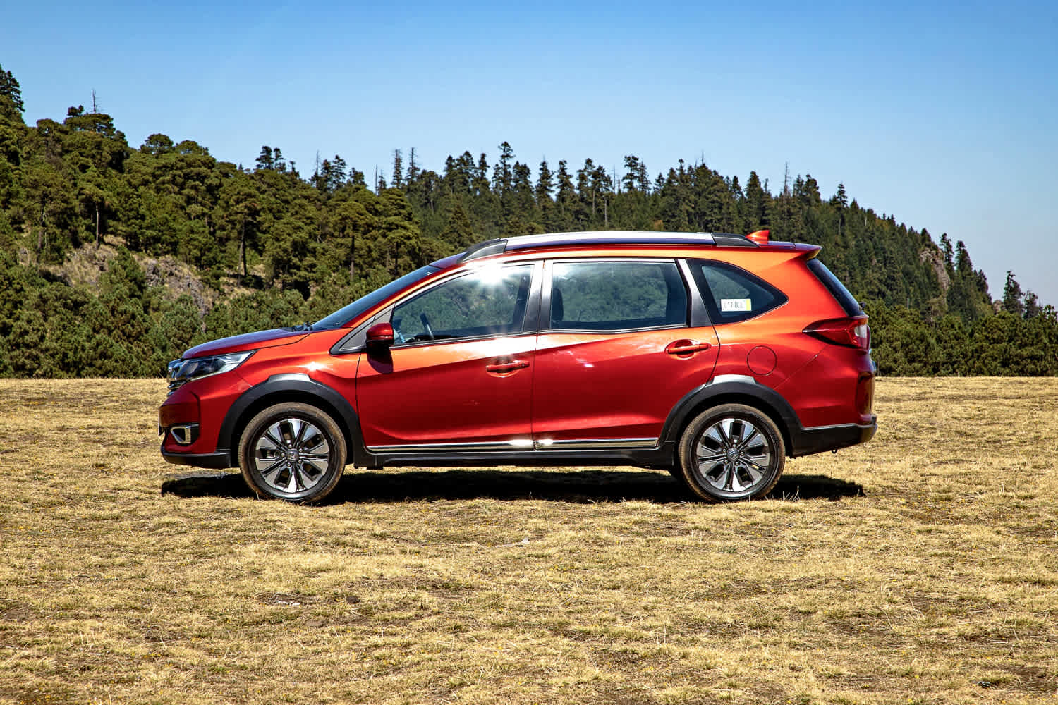 Honda Br V Vs Suzuki Xl7 Suvs Compactas Para 7