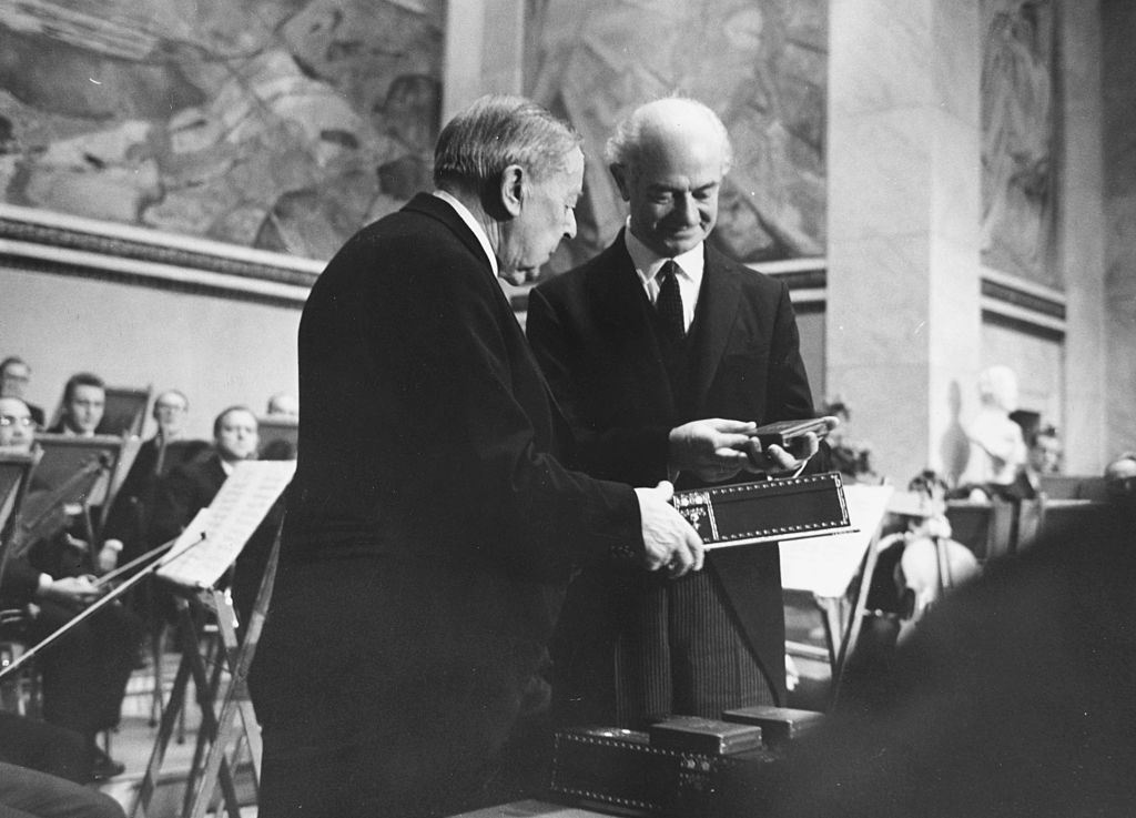 Can You Name These Legendary Nobel Prize Winners 